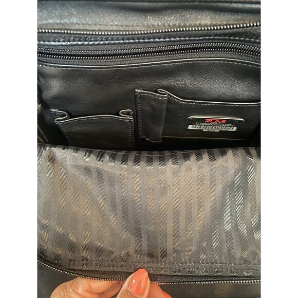 Tumi slim briefpack laptop blk leather 15 1/2 x 14 x 5, NWT main image 8